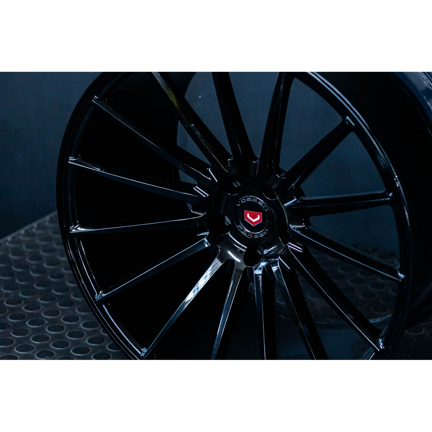 Vossen VPS-305 21” staggered Et 25